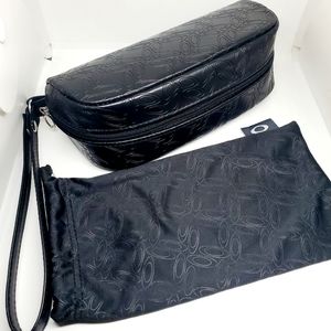 Oakley Authentic Womens Zippered Sunglass Case, New Black Syn.Leather Logo Strap